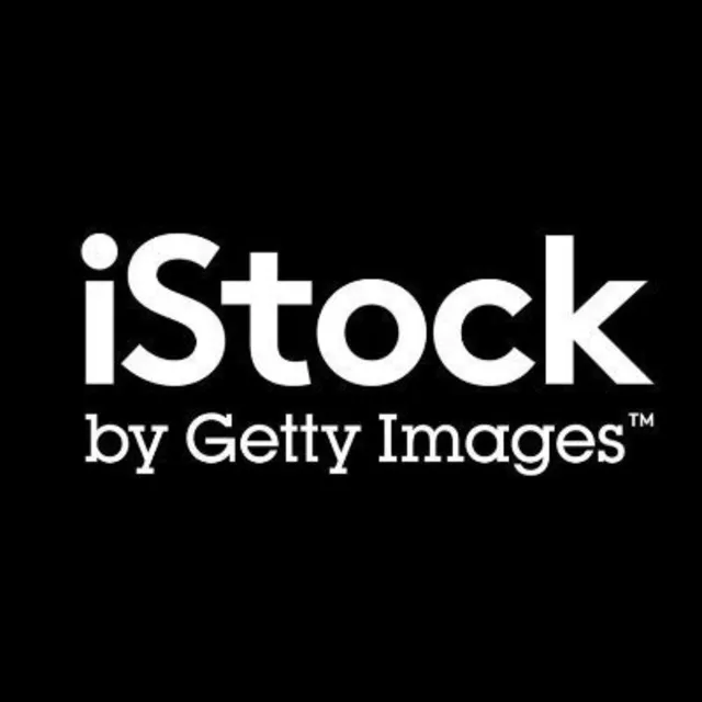 iStock - Premium/Premium + Video/Кредиты - 1-12 месяцев